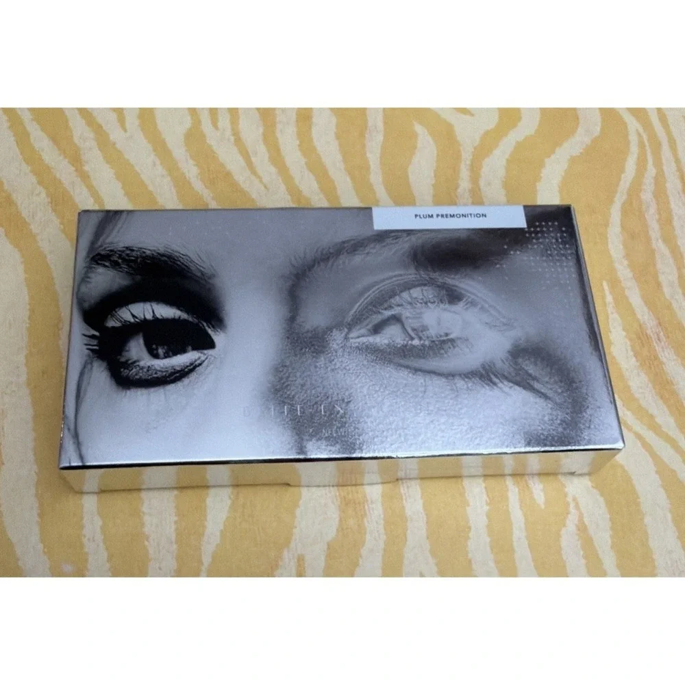 BELLE EN ARGENT Panchromatic Eyeshadow Palette in Plum Premonition NIB